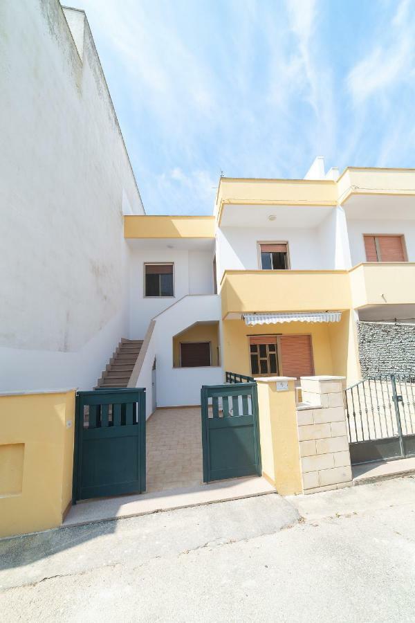 Appartamento Pesce Lido Marini Exterior photo
